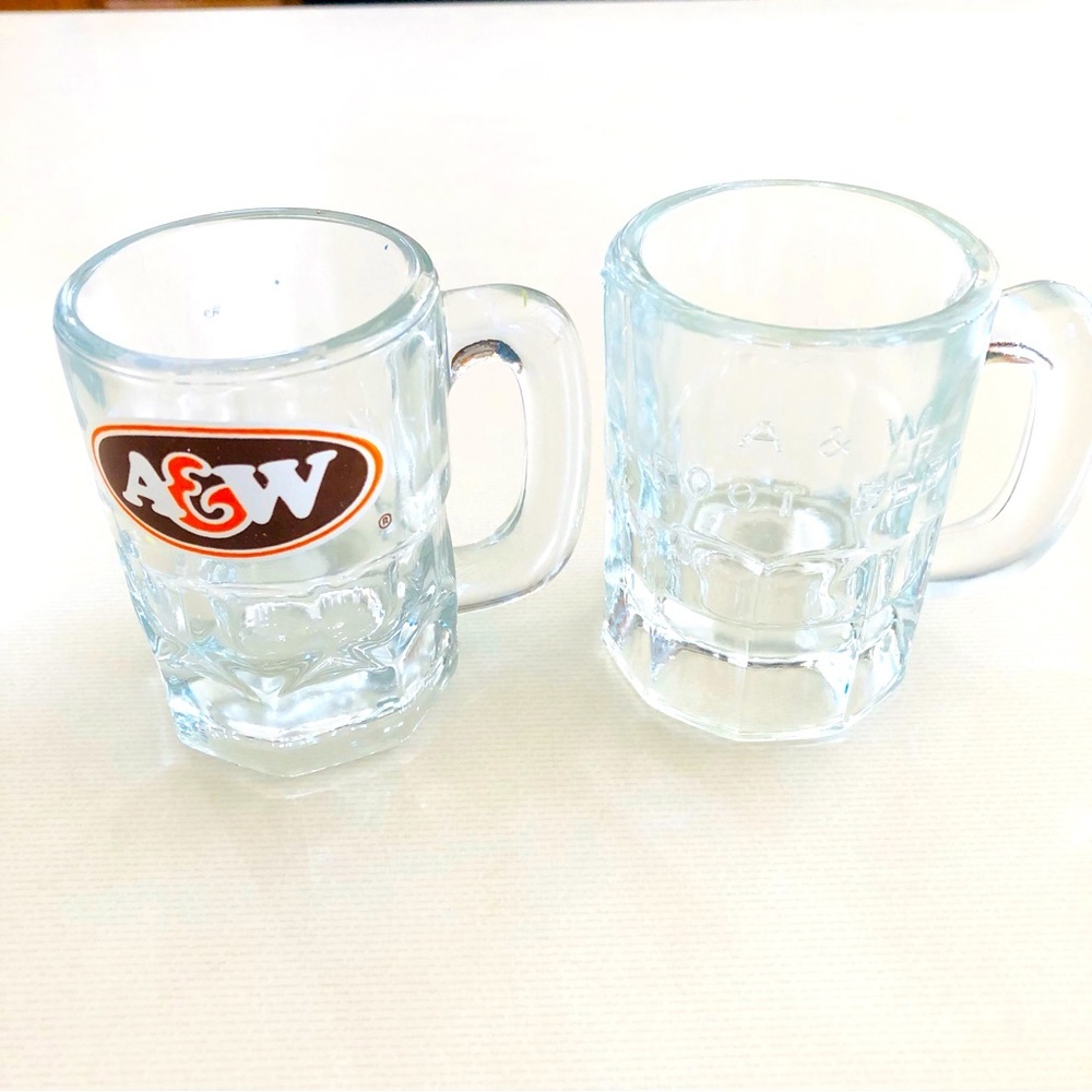 Vintage A&W mini Baby Root Beer Glass Mugs Mint
